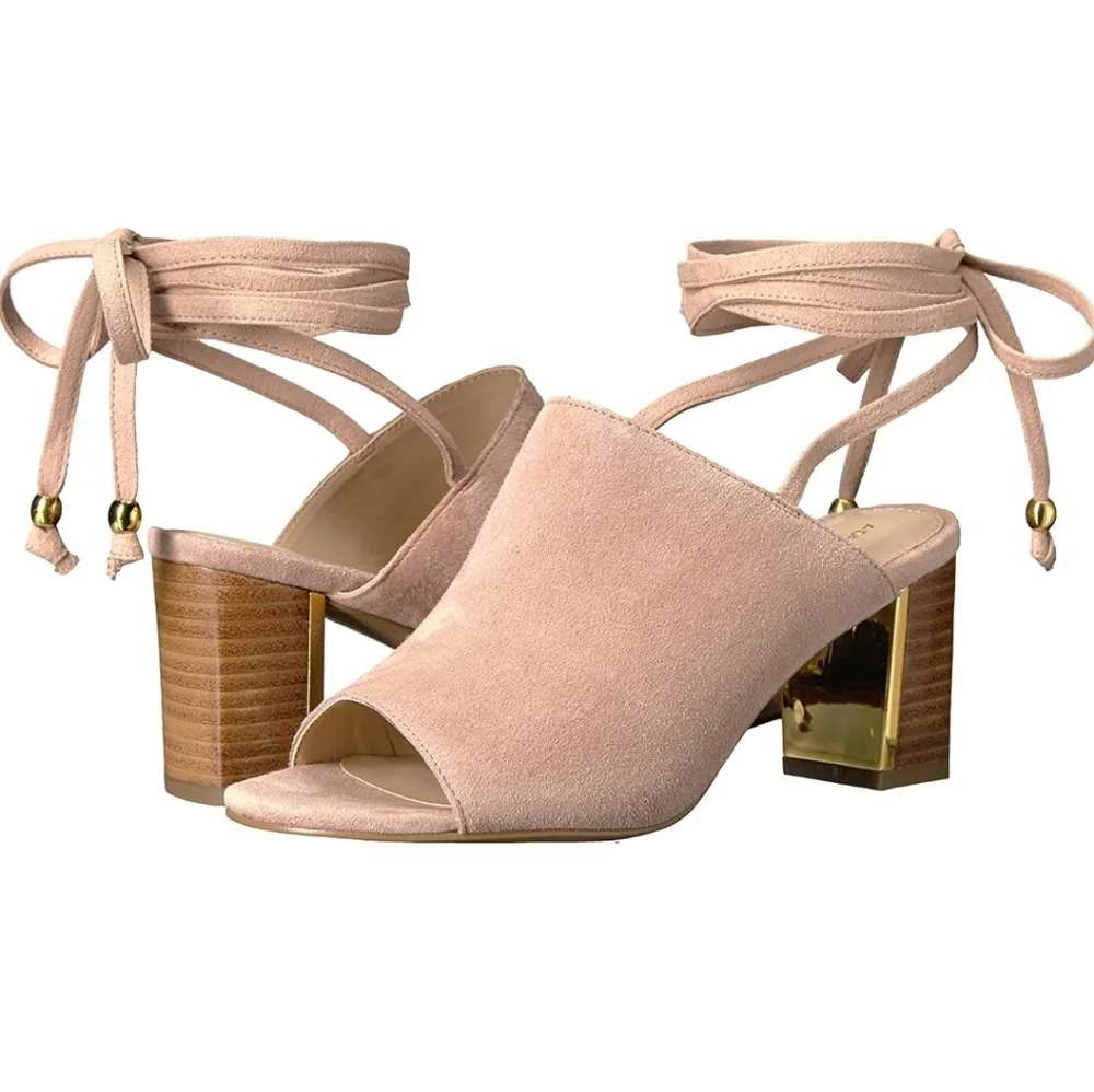 NWOT Adrienne Vittadini suede heels size 10 color cashew - Picture 1 of 10